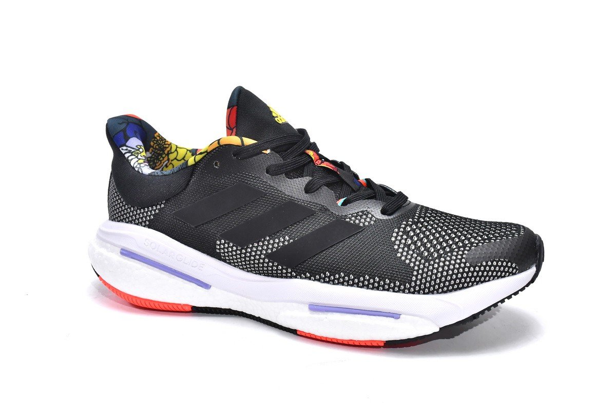 Adidas preto e colorido 2025