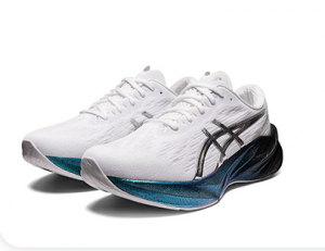 Tênis Asics NovaBlast 3 - Branco e Azul Platinum - Masculino