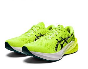 Tênis Asics NovaBlast 3 - Verde Claro e Preto - Masculino