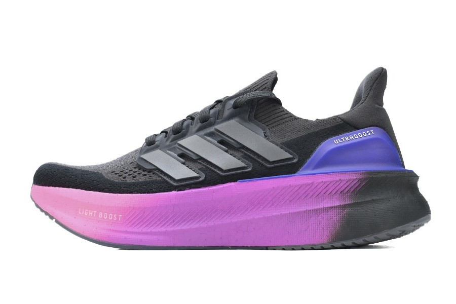 Tênis Adidas Ultraboost 5 - Feminino - Preto Rosa e Azul 